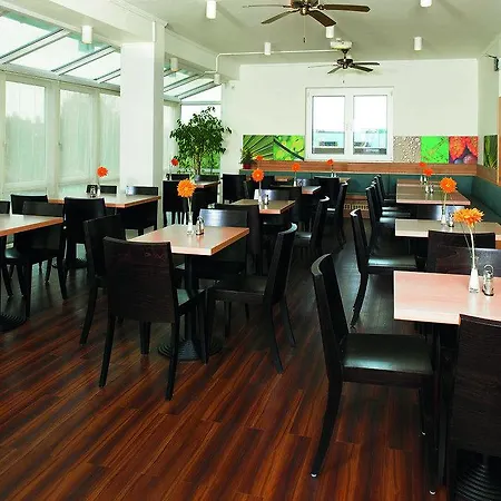 Ibis Leipzig Nord-ost Hotel 2*