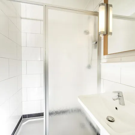 Ibis Leipzig Nord-ost 2*